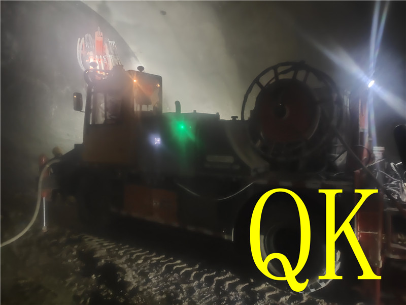 混凝土泵 青科重工 濕噴臺車 混凝土泵 青科重工 濕噴臺車