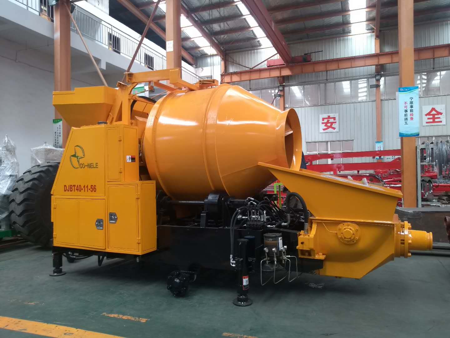 混凝土泵 青科重工 攪拌拖泵 混凝土泵 青科重工 攪拌拖泵