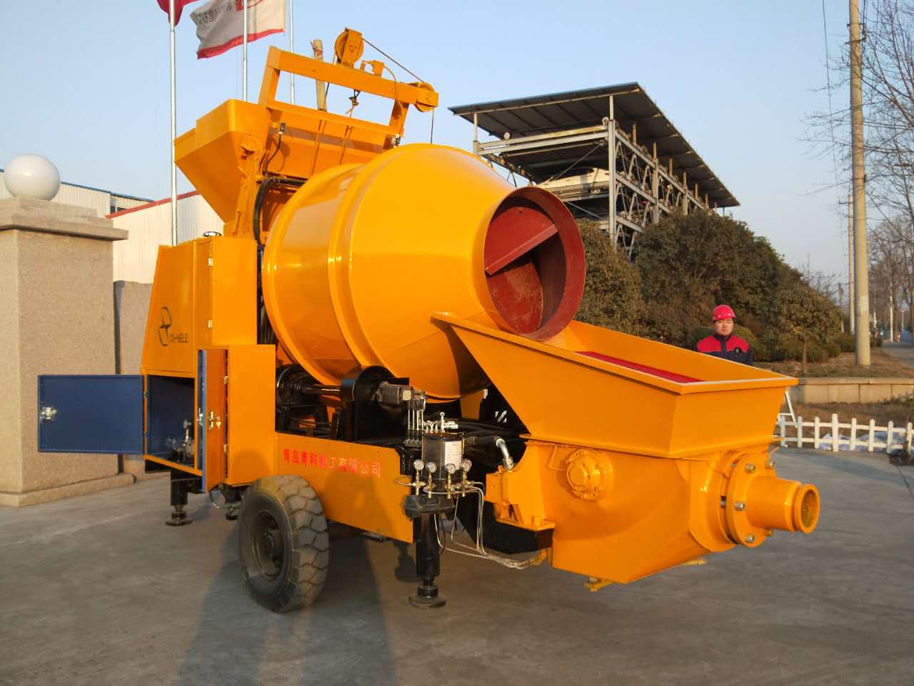 混凝土泵 青科重工 攪拌拖泵 混凝土泵 青科重工 攪拌拖泵