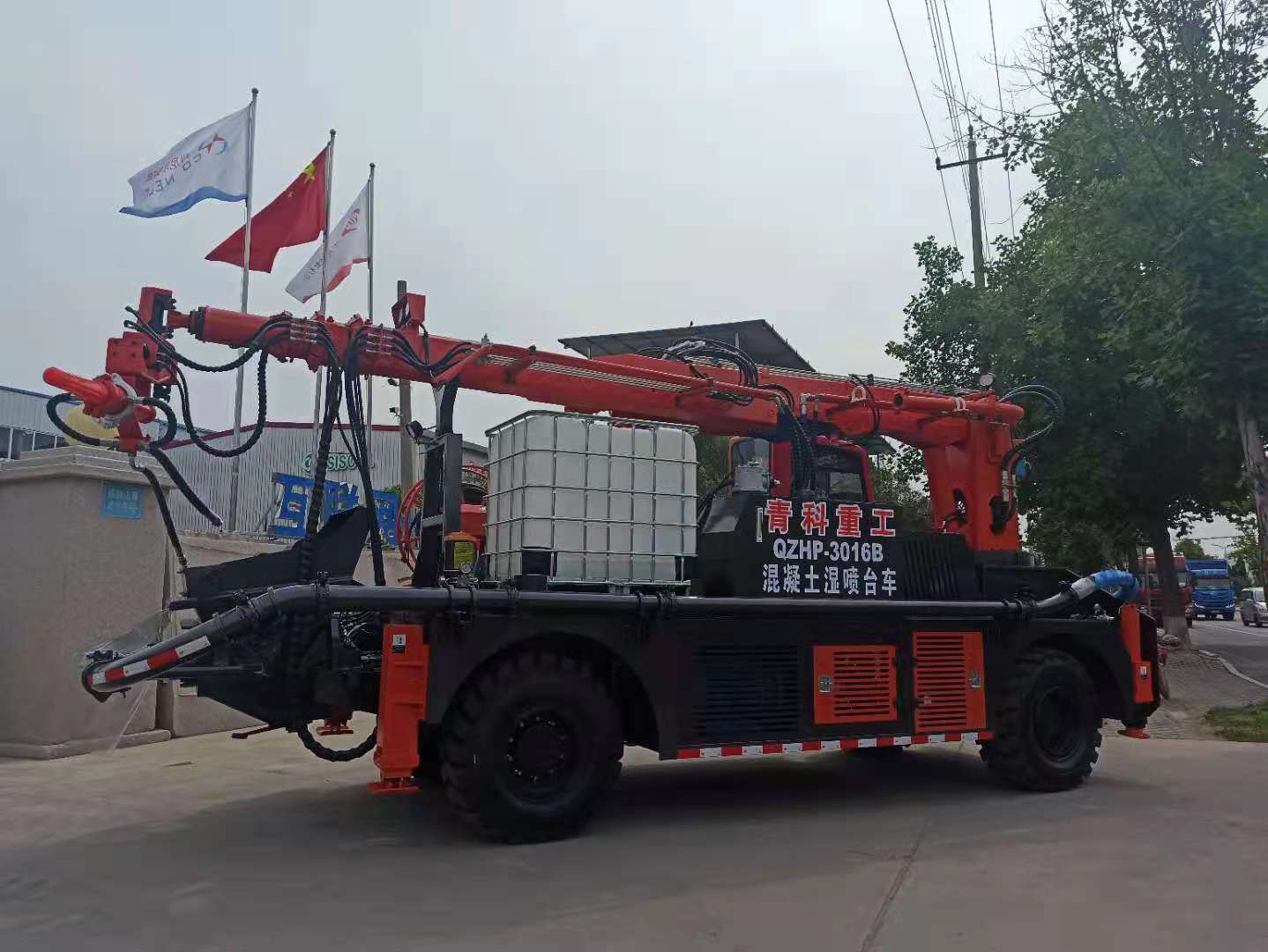 混凝土泵 青科重工 濕噴臺車 混凝土泵 青科重工 濕噴臺車